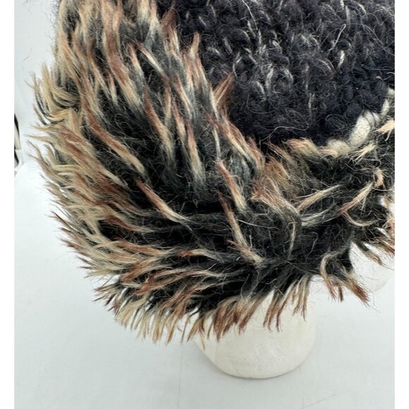 American Eagle Outfitters Trapper Hat With Faux Fur & Pom Pom Black/Gray Wool/Al - Picture 11 of 11